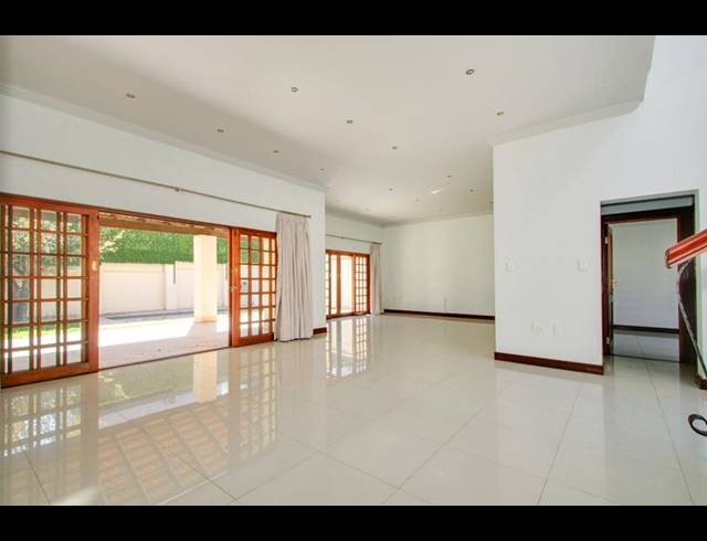 4 BEDROOM PROPERTY TO RENT IN BRYANSTON